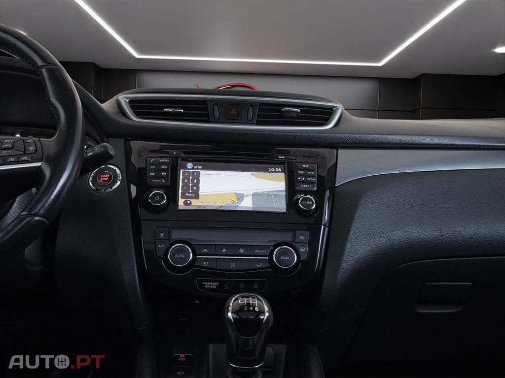 Nissan Qashqai 1.5 dCi N-Connecta J18