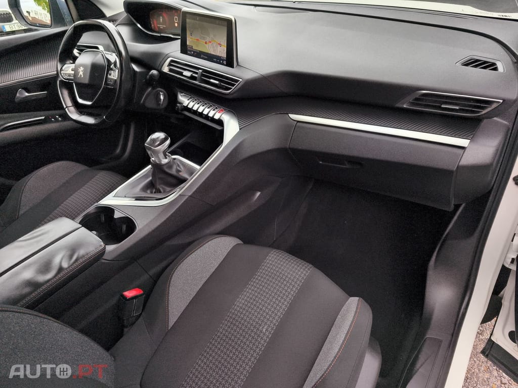 Peugeot 3008 1.5 BlueHDi Allure