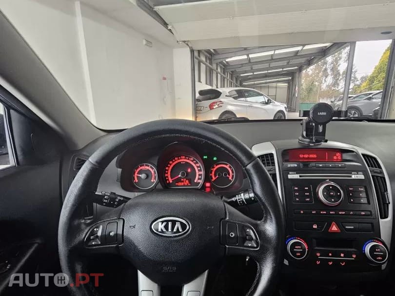 Kia Ceed SW 1.4 CVVT EX ISG