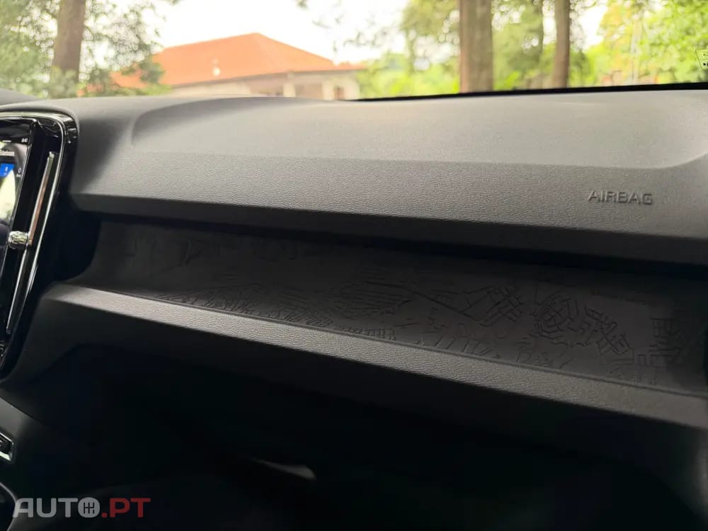 Volvo C40 Recharge Twin Motor Core