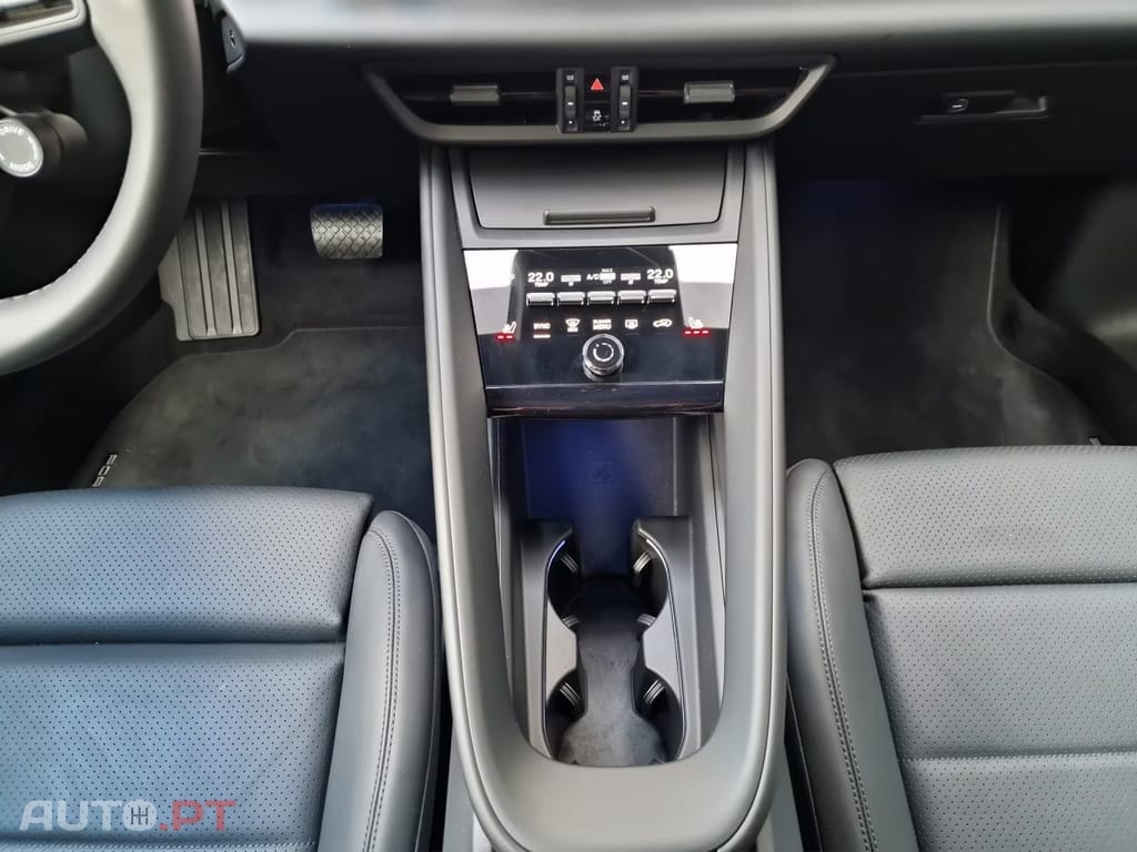 Porsche Macan Bose SportSound
