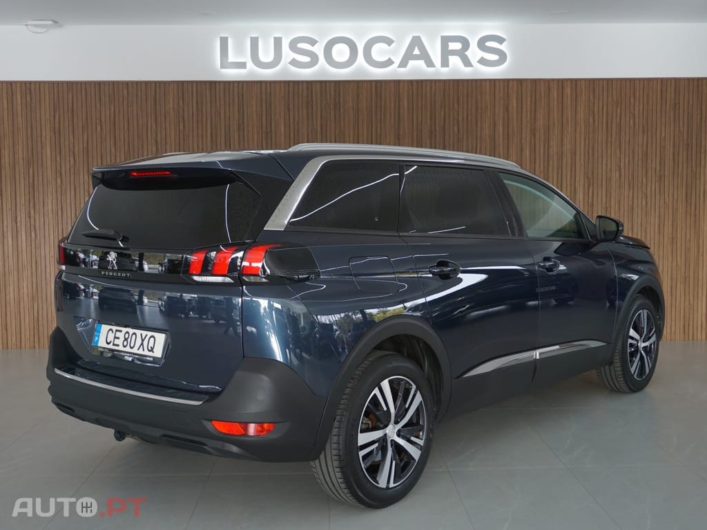 Peugeot 5008 1.2 PureTech Allure EAT8