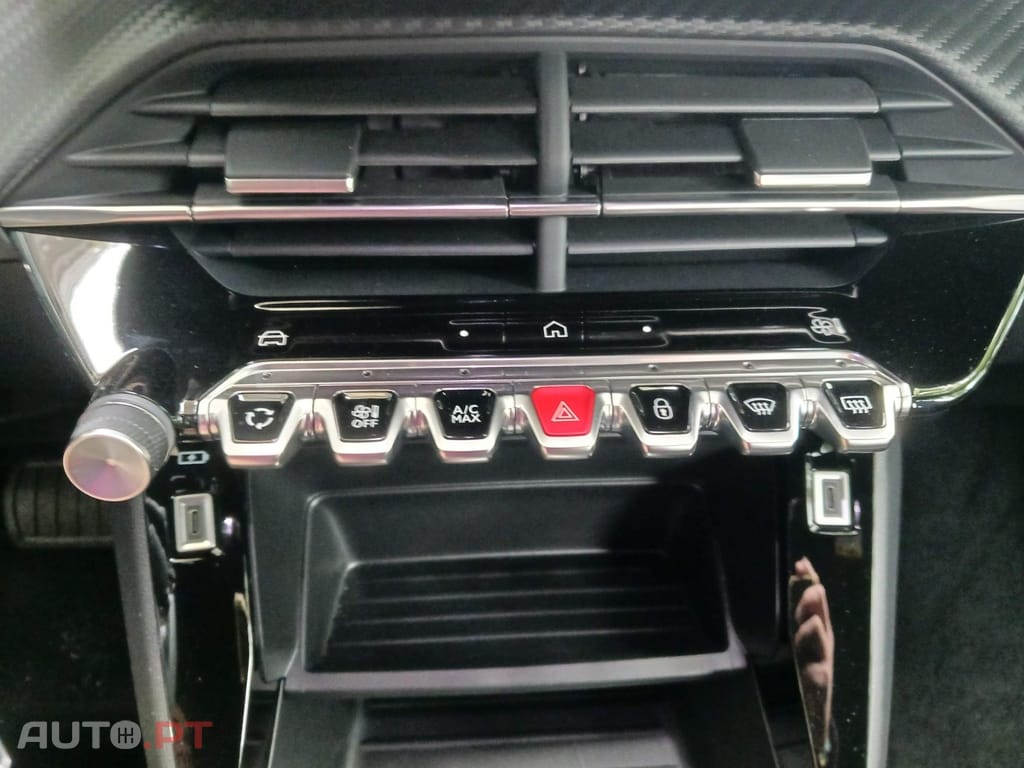 Peugeot E-2008 54 kWh Active