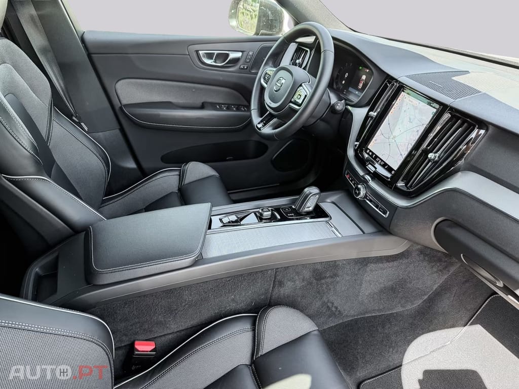 Volvo XC60 T8 AWD  I.V.A DEDUTIVEL