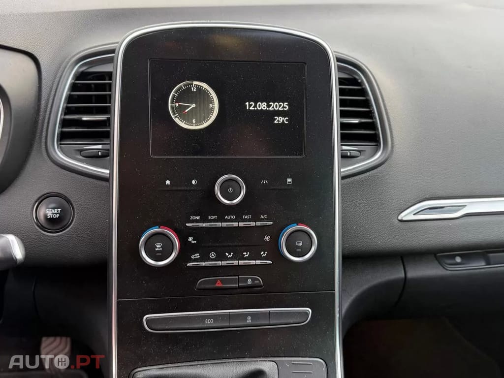 Renault Grand Scénic BLUE dCi 120 BLACK EDITION