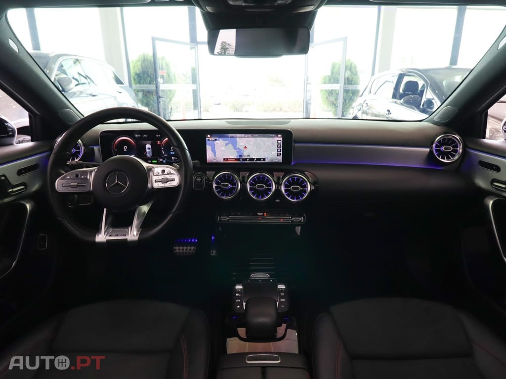 Mercedes-Benz A 250 AMG LINE