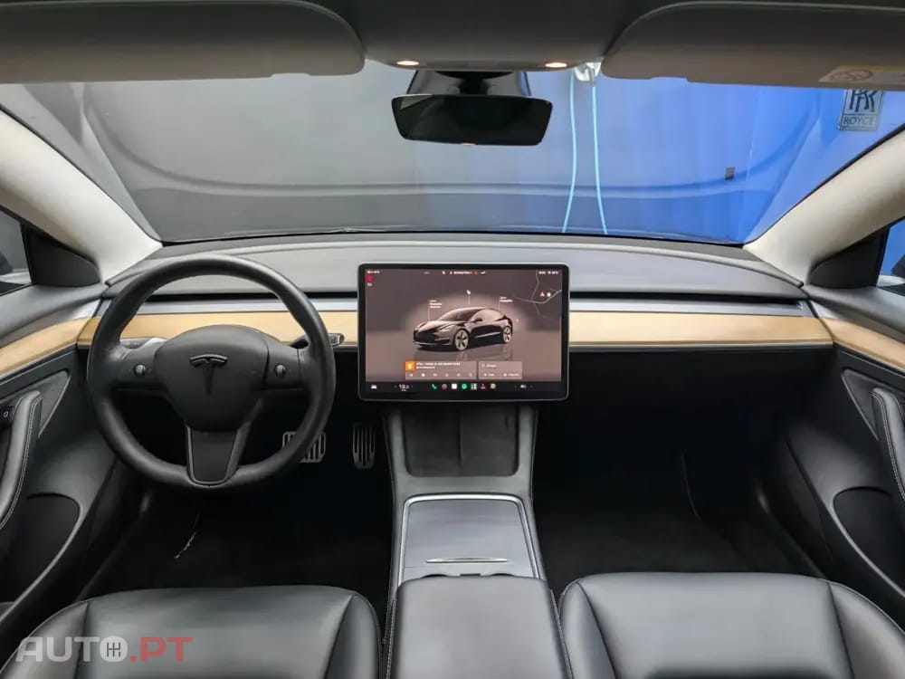 Tesla Model 3 Standard Range Plus RWD