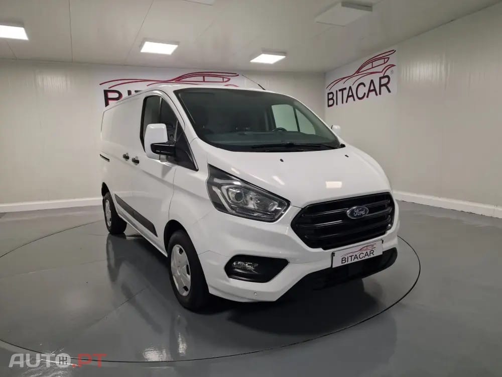 Ford Transit Custom 310L1 2.0 TDCi H1-Tecto Baixo Trend