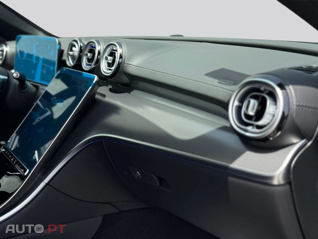 Mercedes-Benz C 300 de AMG Line I.V.A DEDUTIVEL 