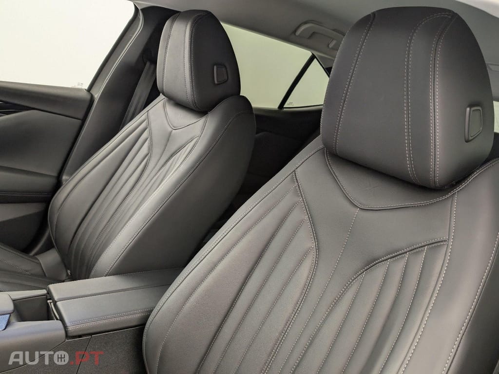 DS DS4 1.2 PureTech Rivoli EAT8