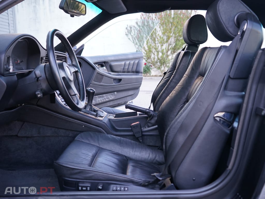 BMW 850 CSi