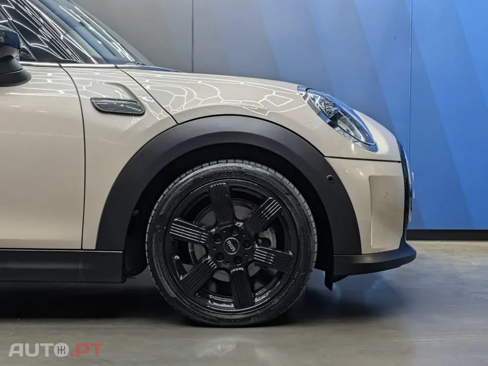 MINI Cooper Classic