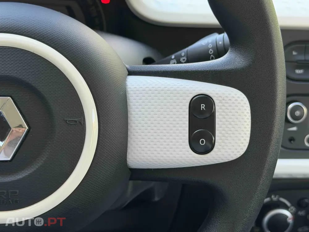 Renault Twingo 1.0 SCe Night&Day