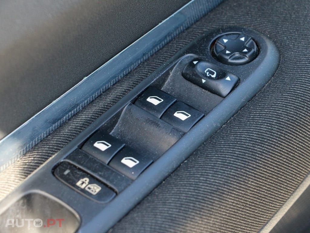 Peugeot 3008 1.6 HDi Premium