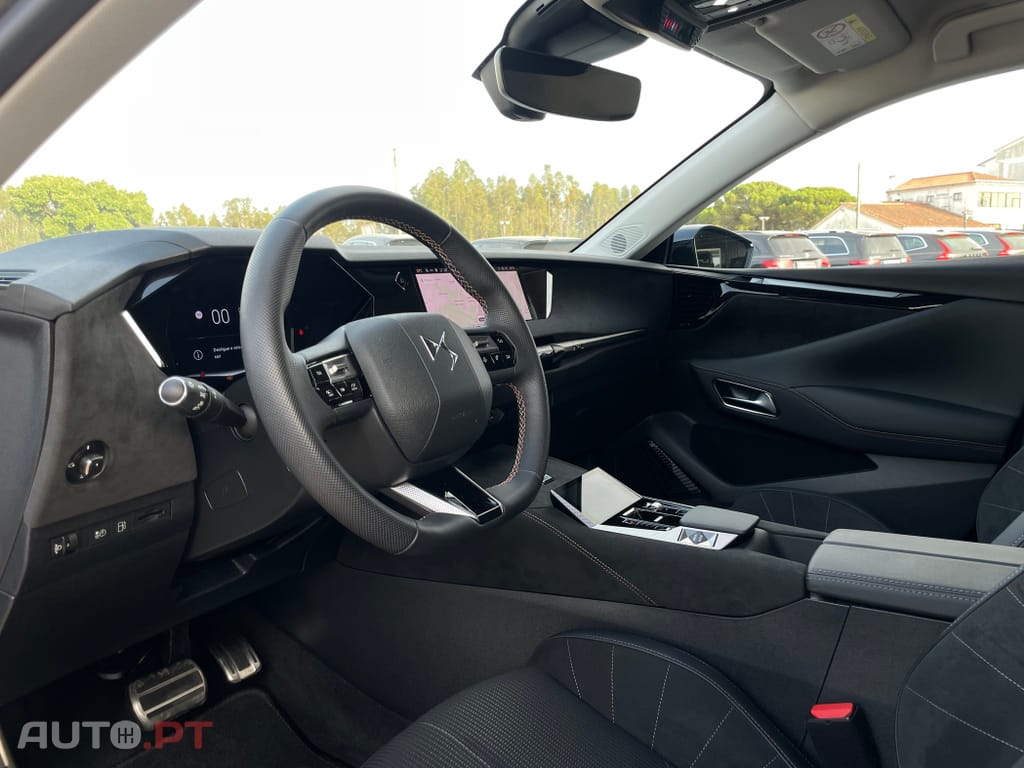 DS DS4 E-Tense Performance Line EAT8