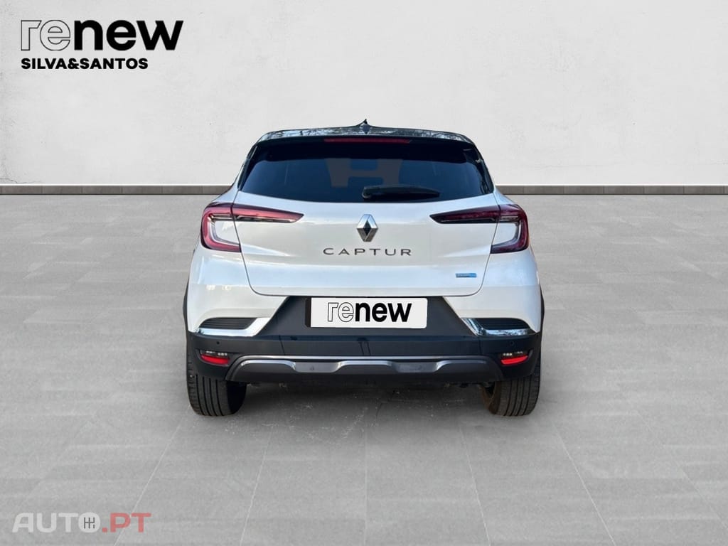 Renault Captur Initiale Paris E-TECH Plug-in 160