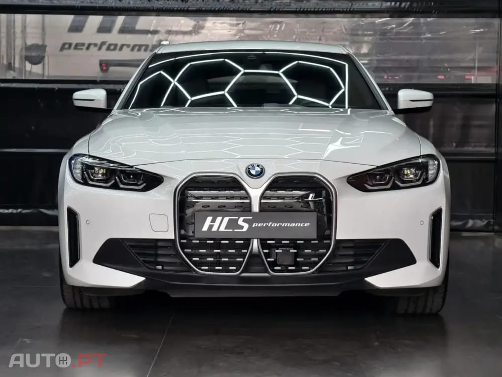 BMW i4 eDrive40