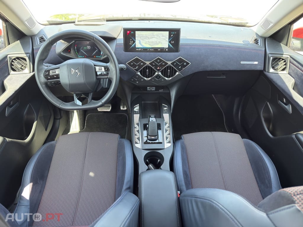 DS DS3 Crossback E-TENSE INES DE LA FRESSANGE