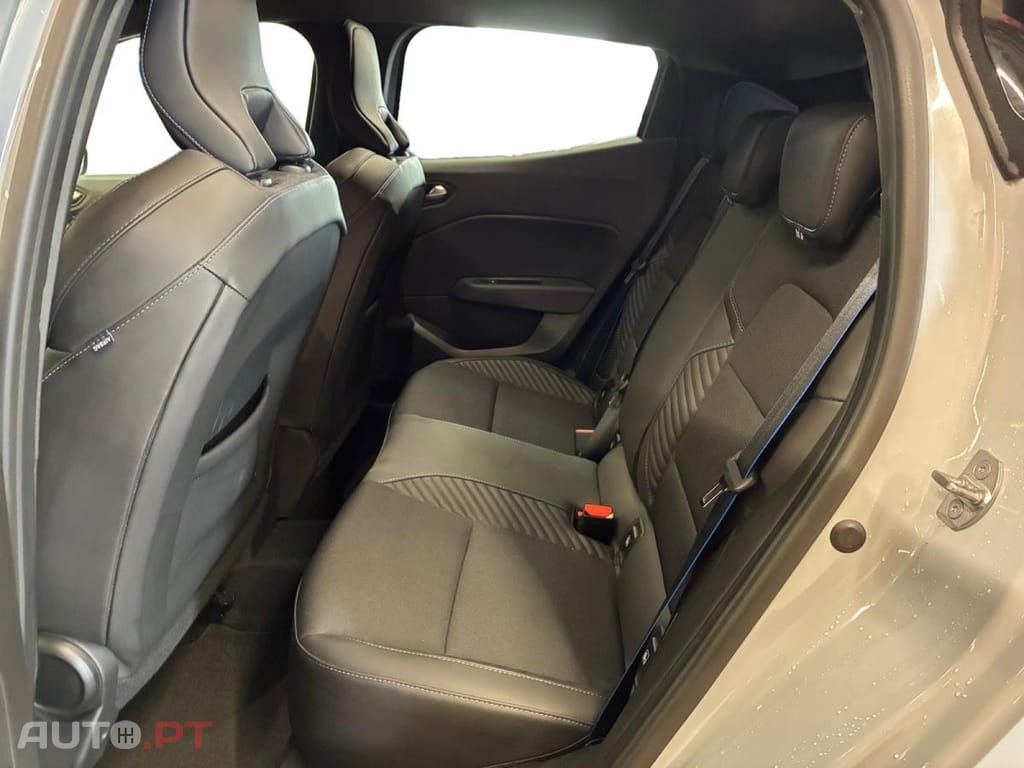Renault Clio E-Tech Full Hybrid Esprit Alpine GSR2