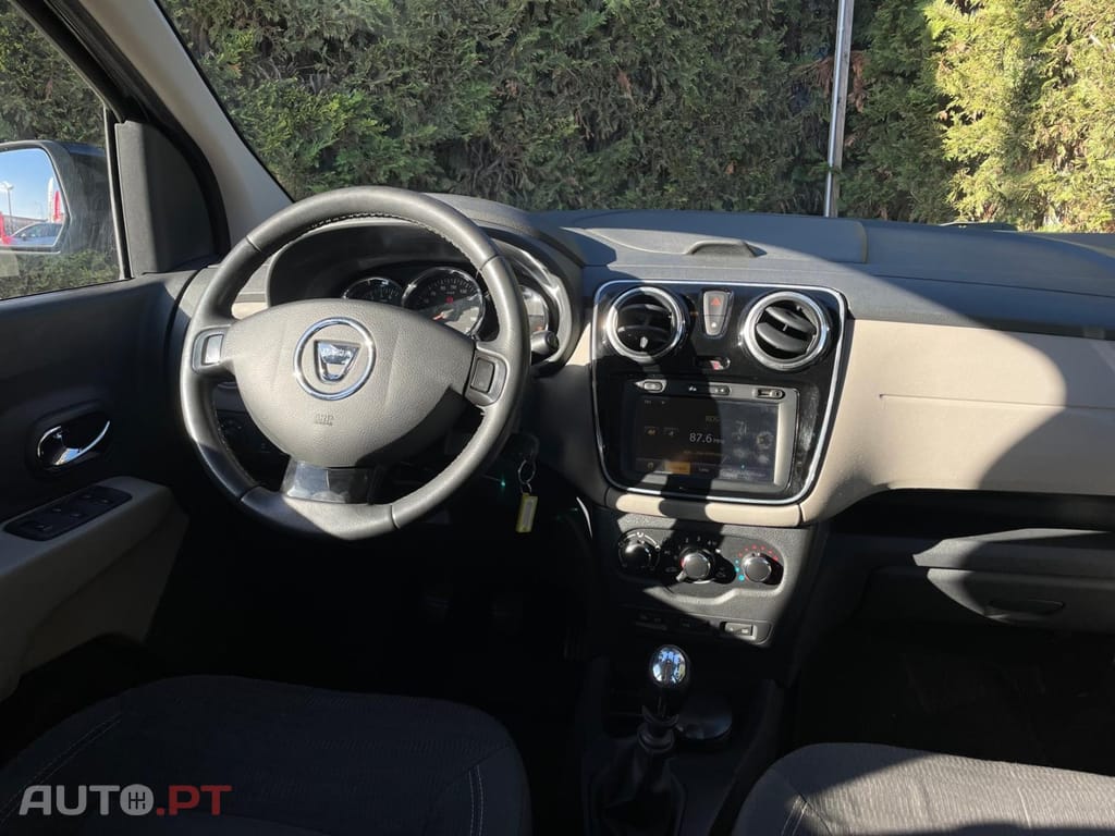 Dacia Lodgy 1.5 dCi Confort 7L