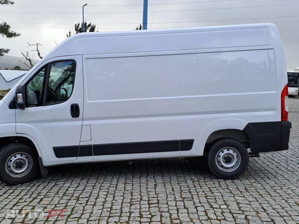 Fiat Ducato DUCATO 33 L2H2 2.2 Multijet 140cv