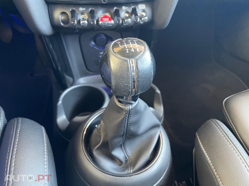 MINI Cooper Outro