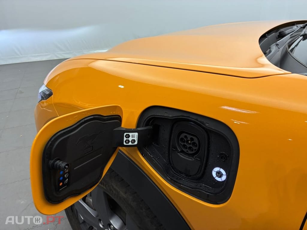 Ford Mustang Mach-E Standard Range