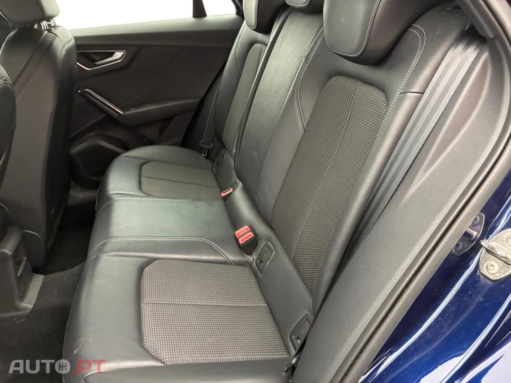 Audi Q2 30 TDI S line S tronic