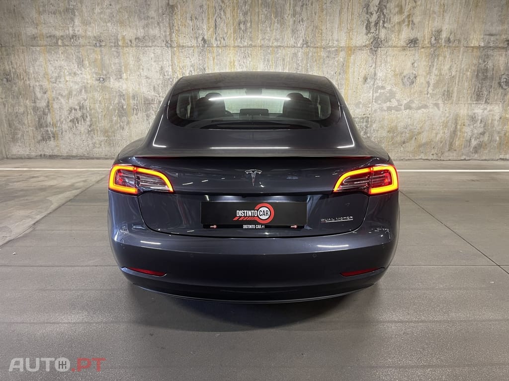 Tesla Model 3 Long-Range Dual Motor AWD