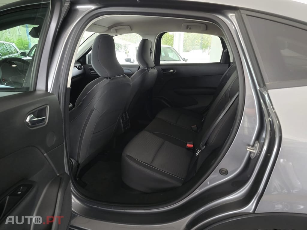 Renault Arkana 1.6 E-Tech Full Hybrid Techno