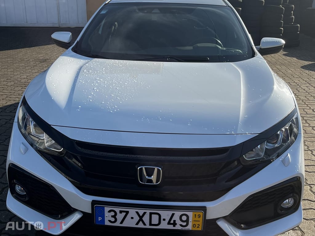 Honda Civic I-VTEC Elegance Navi