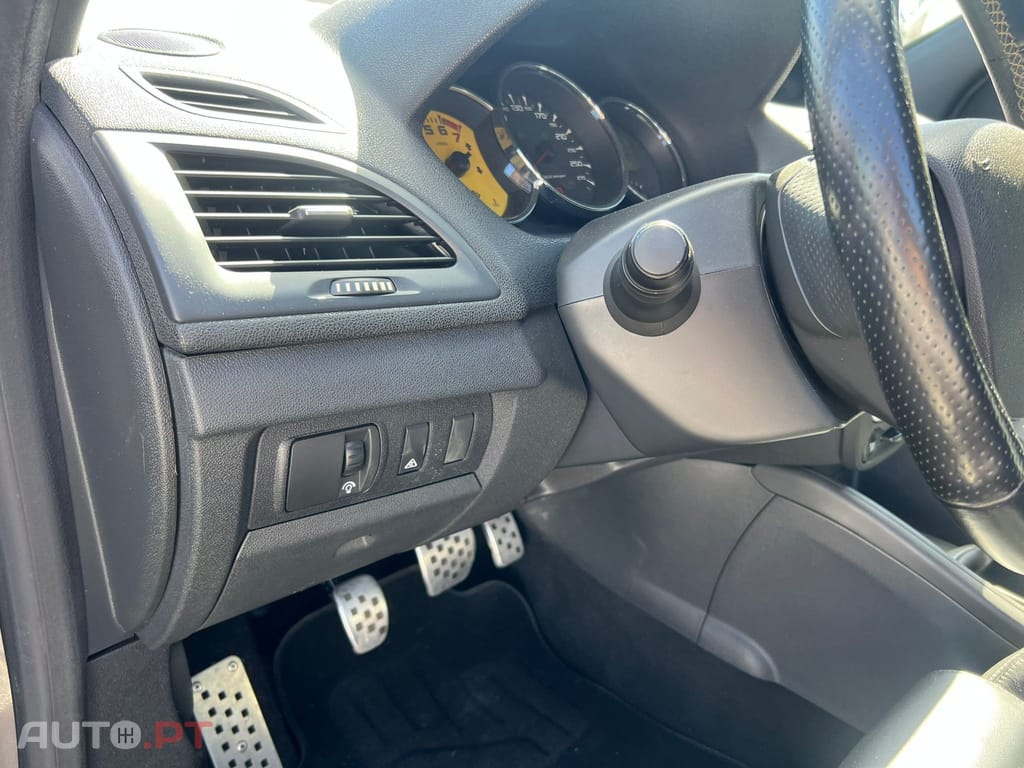 Renault Mégane Coupe 2.0 T 16V RS