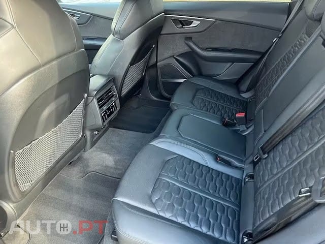 Audi RSQ8 4.0 TFSi Matrix