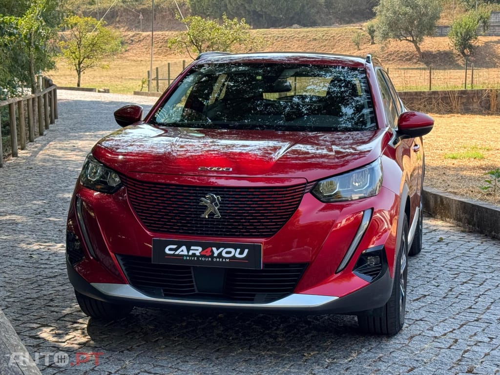 Peugeot E-2008 50 kWh Allure