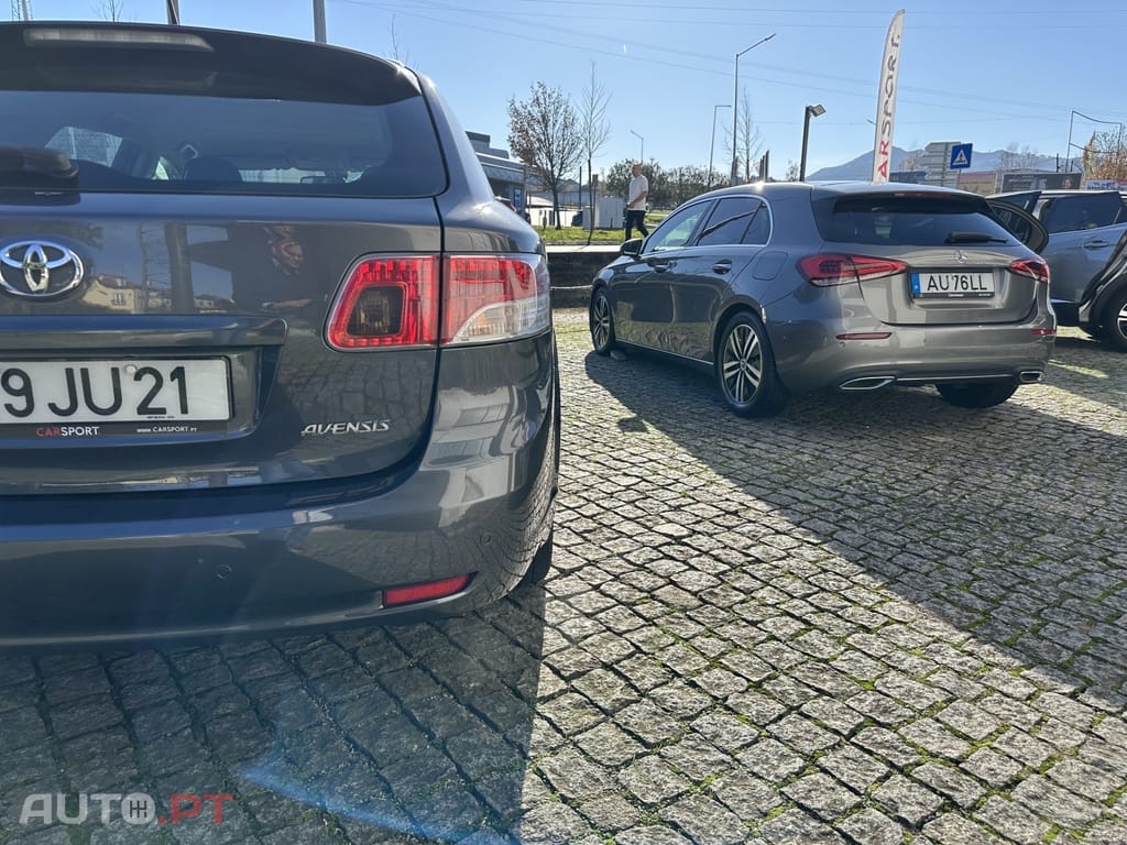 Toyota Avensis SD 2.0 D-4D Exclusive +Pele+GPS