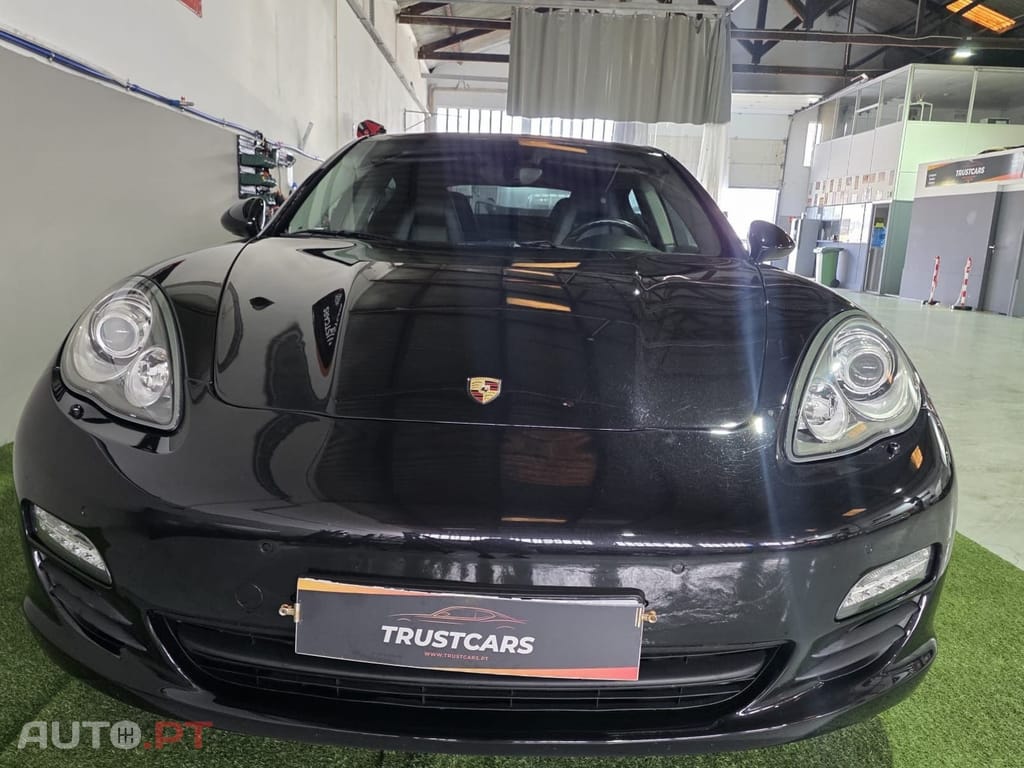 Porsche Panamera Platinum Edition