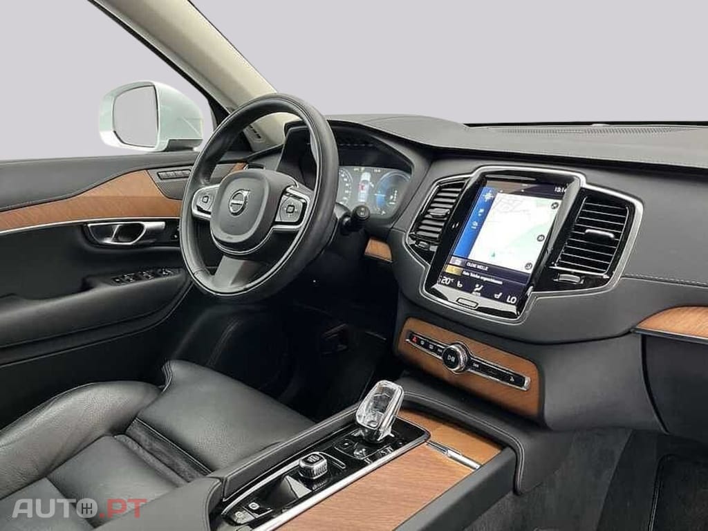 Volvo XC90 I.V.A DEDUTIVEL T8