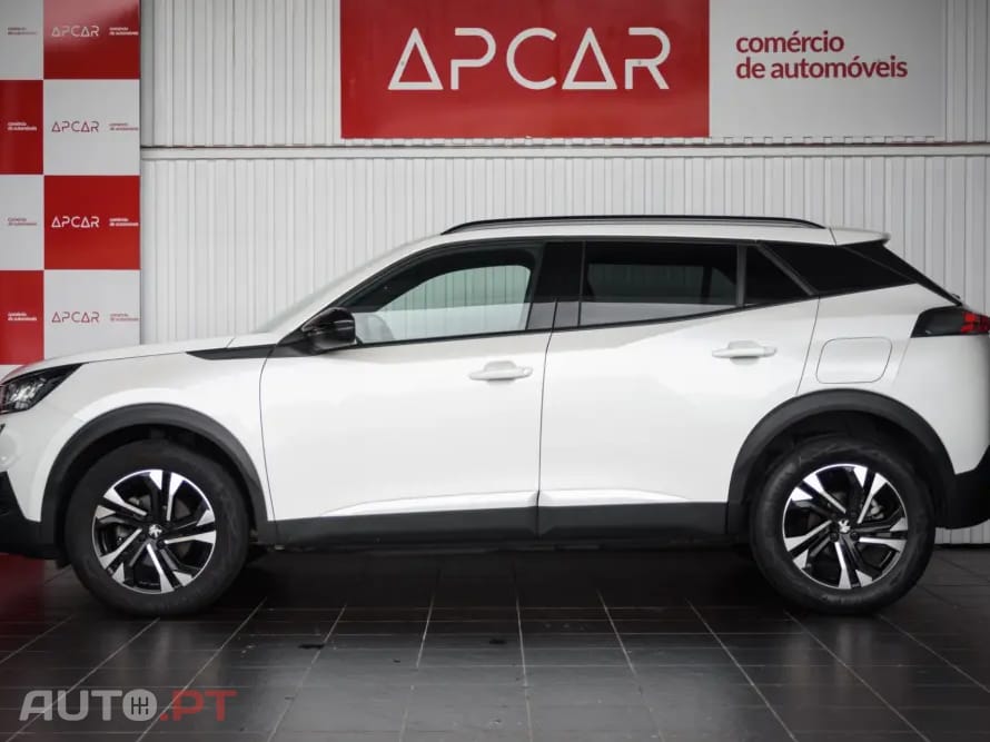 Peugeot 2008 PureTech 130 EAT8 Allure