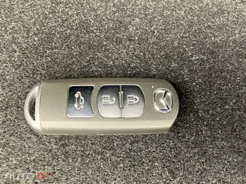 Mazda MX-5 MZR 1.5 Sky.Excellence Navi