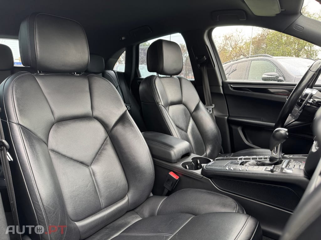 Porsche Macan S