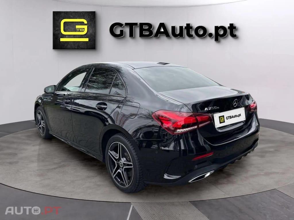 Mercedes-Benz A 250 AMG LINE Night