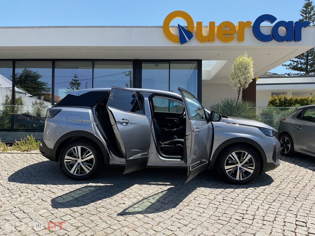 Peugeot 3008 1.6 Hybrid Allure e-EAT8