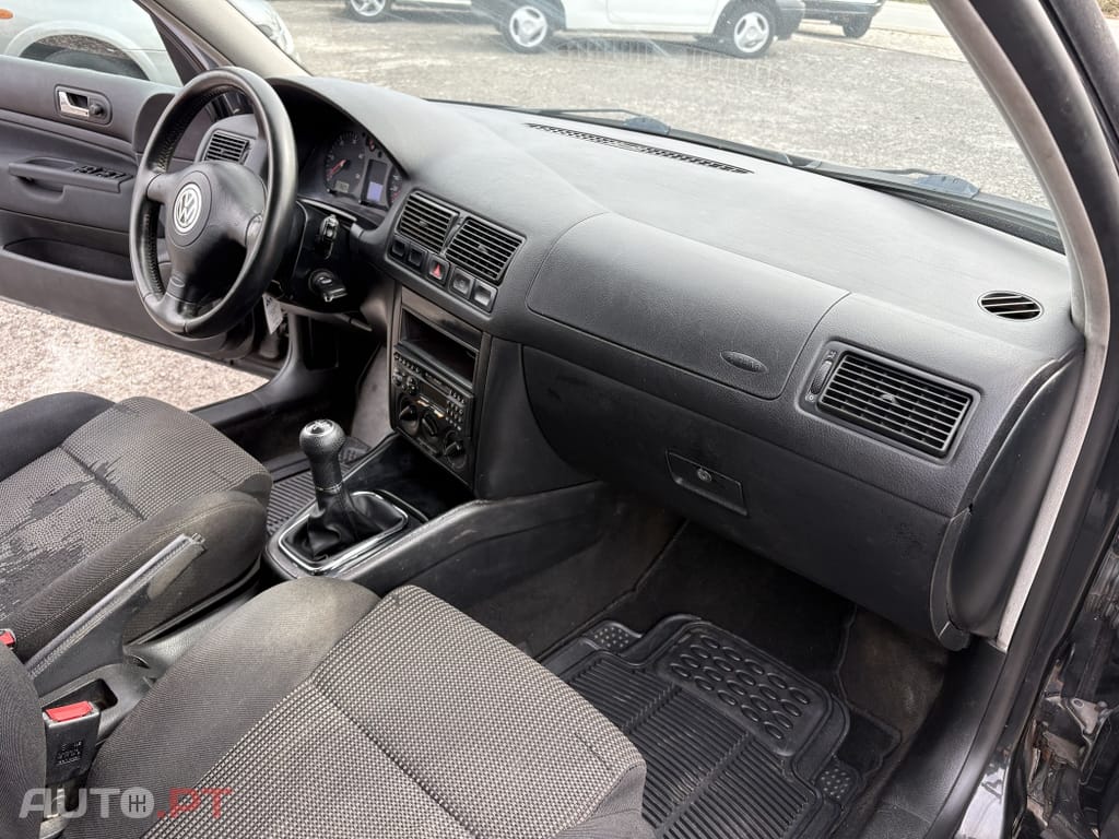 Volkswagen Golf 1.9 TDi Highline
