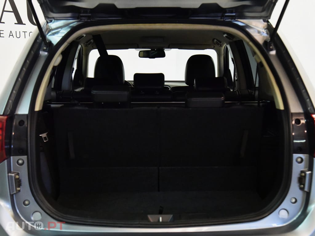 Mitsubishi Outlander 2.2 DI-D Intense