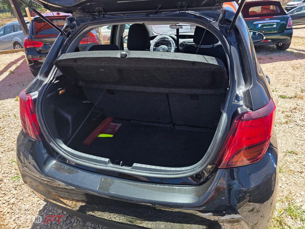 Toyota Yaris 2016