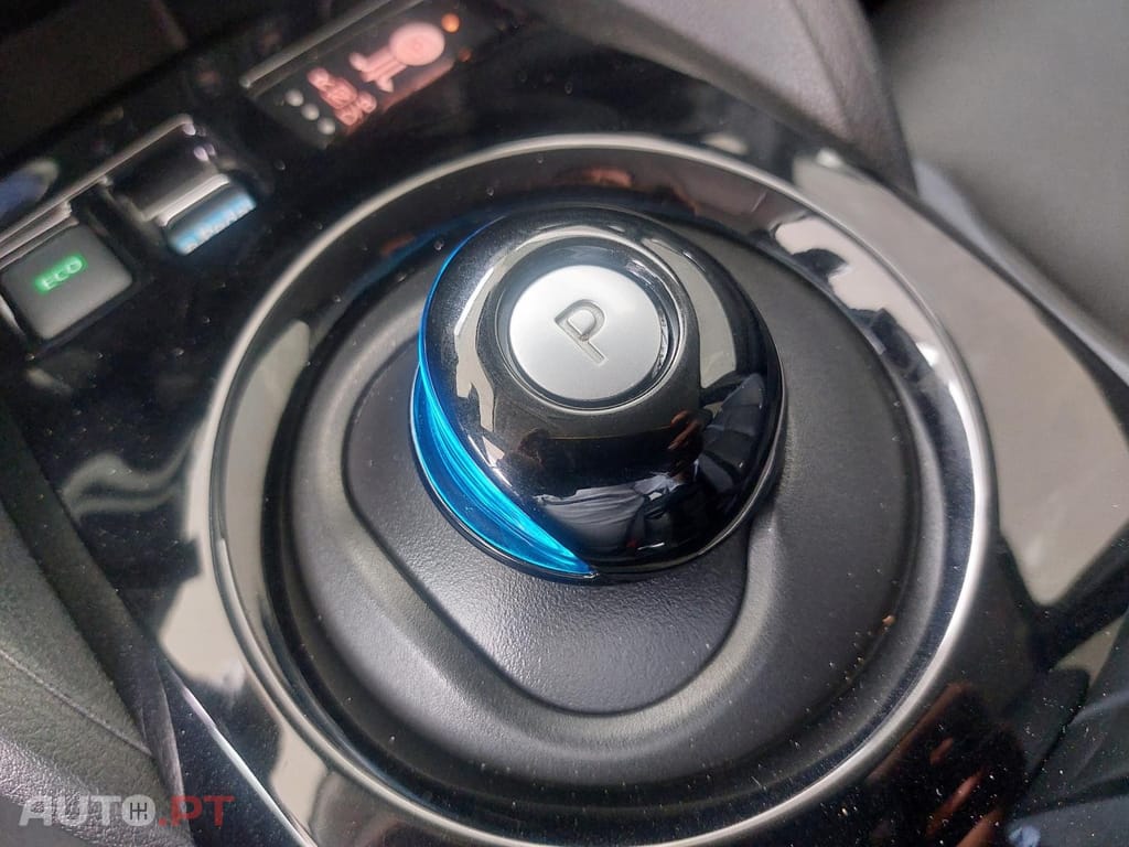 Nissan Leaf N-Connecta