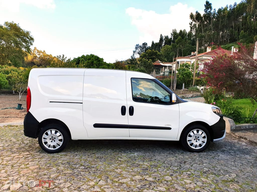 Fiat Doblo 1.6 MJ Maxi Easy 3L