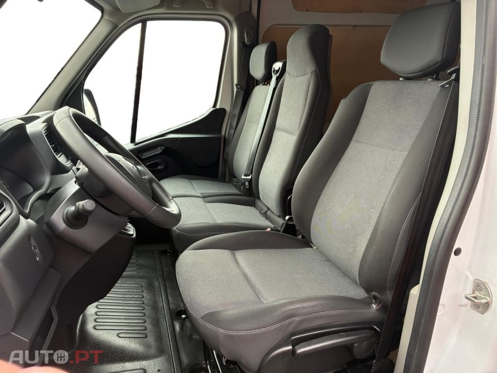 Renault Master 2.3 dCi L2H2 3.3T