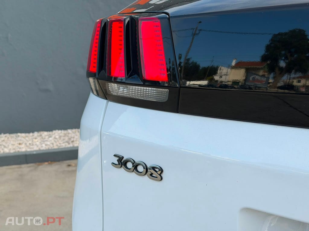 Peugeot 3008 1.5 BlueHDi Allure EAT8