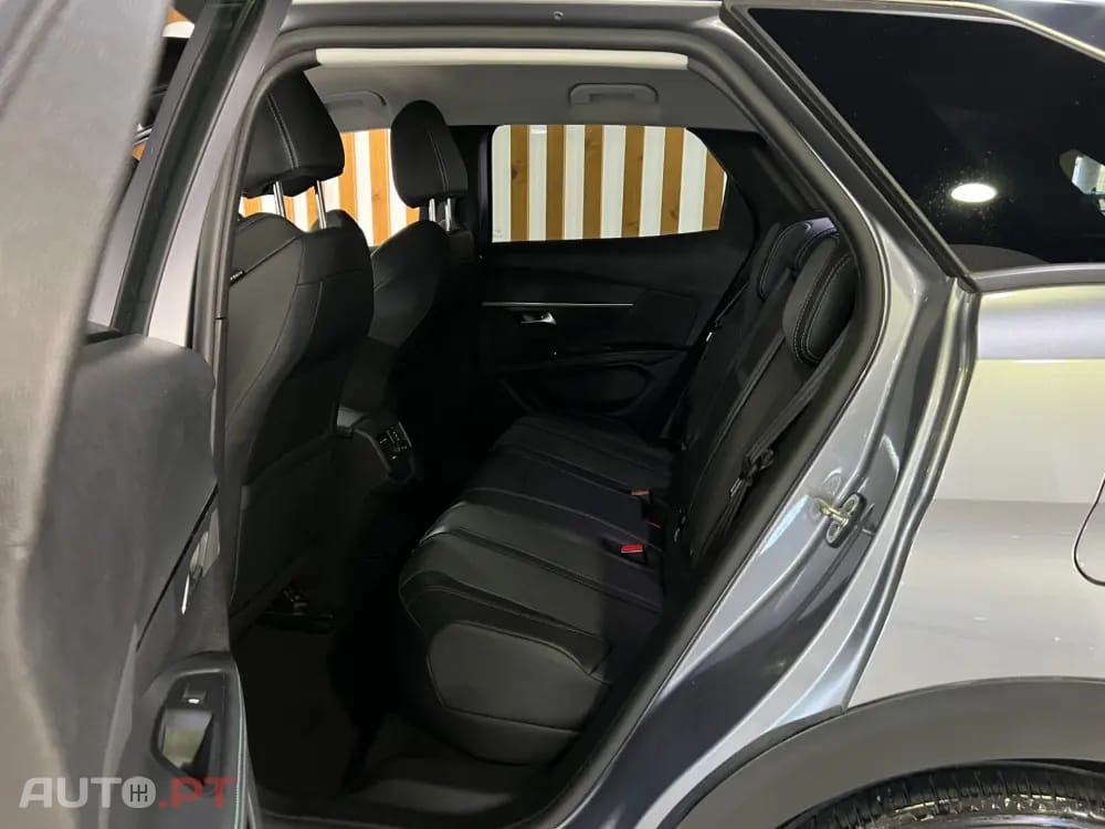 Peugeot 3008 1.6 Hybrid GT e-EAT8